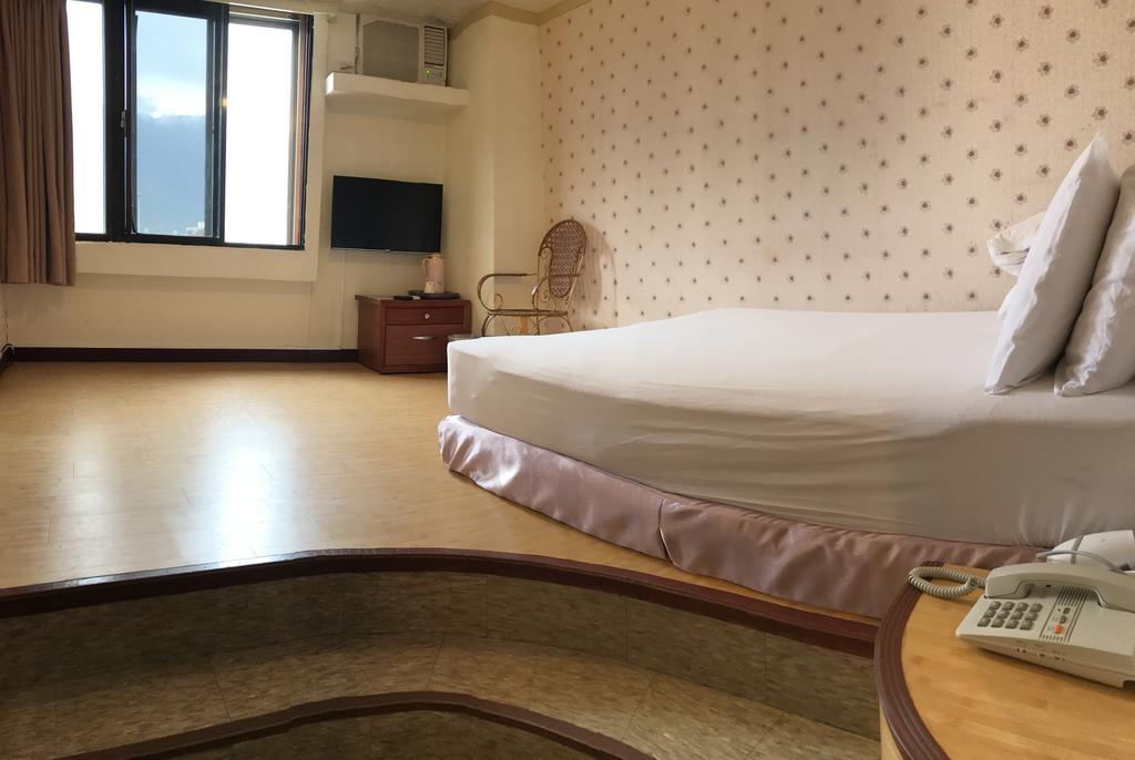 Chantai Hotel Hualien City Exterior photo